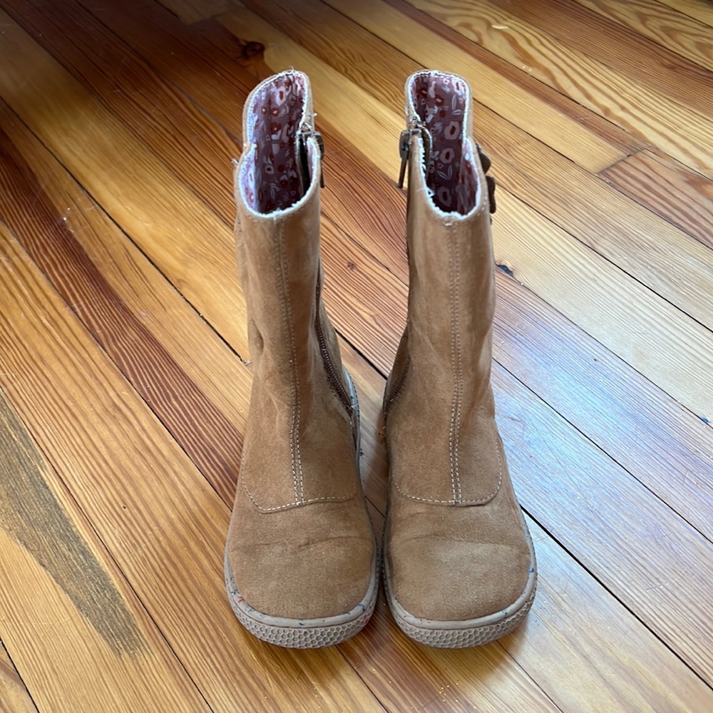 Little girls Livie and Luca boots